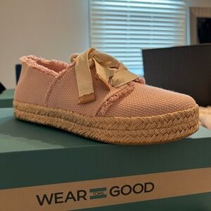 TOMS Women's Soft Pink Espadrilles